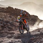 Die zweite Etappe bei der Rallye Dakar 2020 stellte die Fahrer vor neue Herausforderungen, Sunderland landet auf Platz 2.